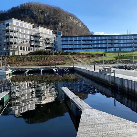 Apartment Hjelmeland *