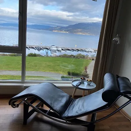 Hjelmeland Apartman Hjelmeland